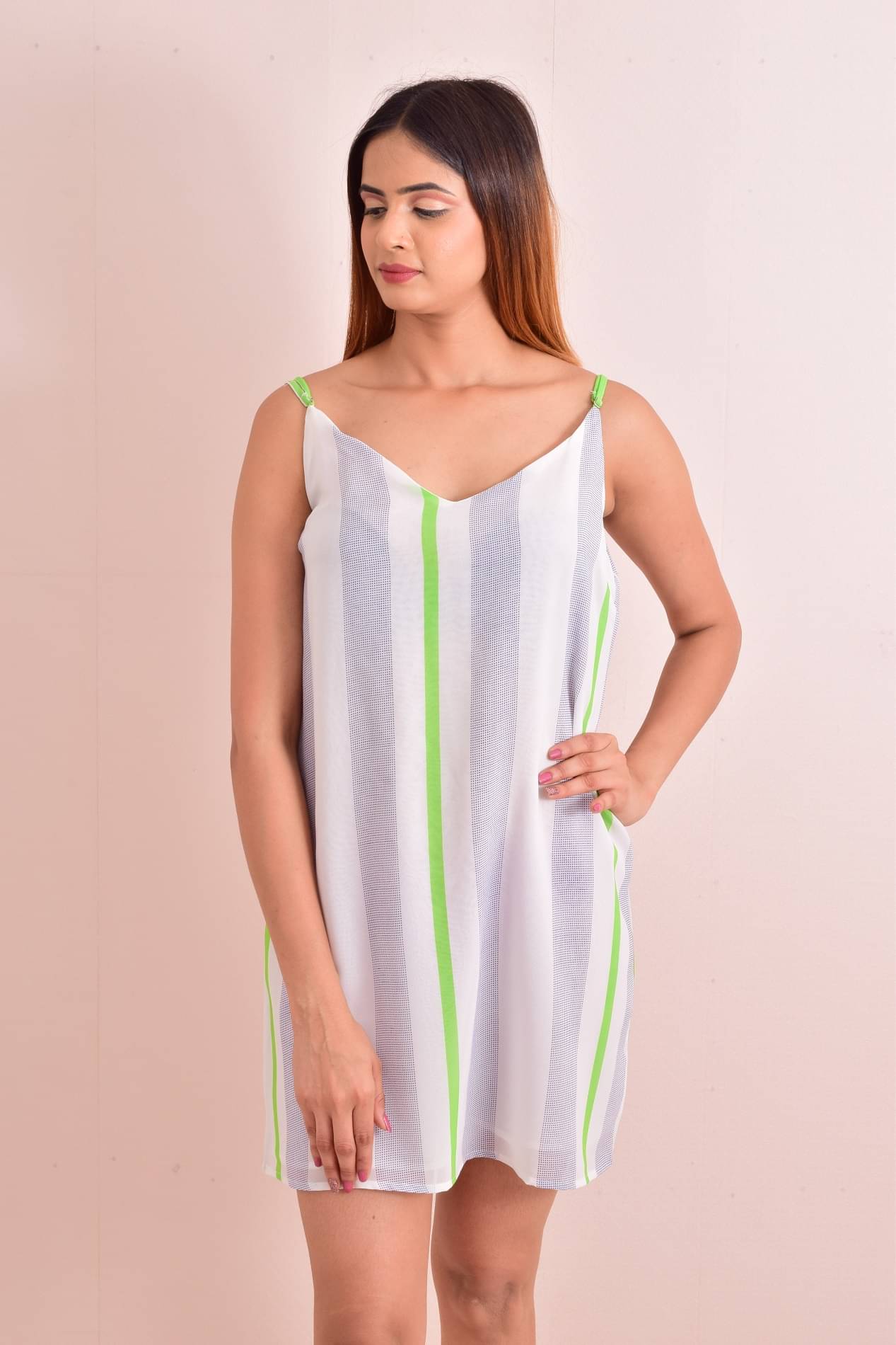     			NUEVOSDAMAS Women Georgette A-line Dress ( White )