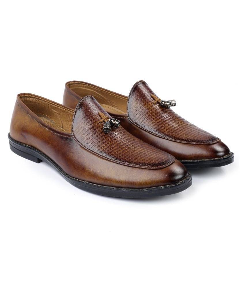     			YUVRATO BAXI Tassel Artificial Leather Tan Formal Shoes