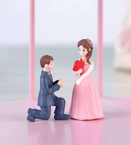 Idream Assorted Resin Figurines - Pack of 2