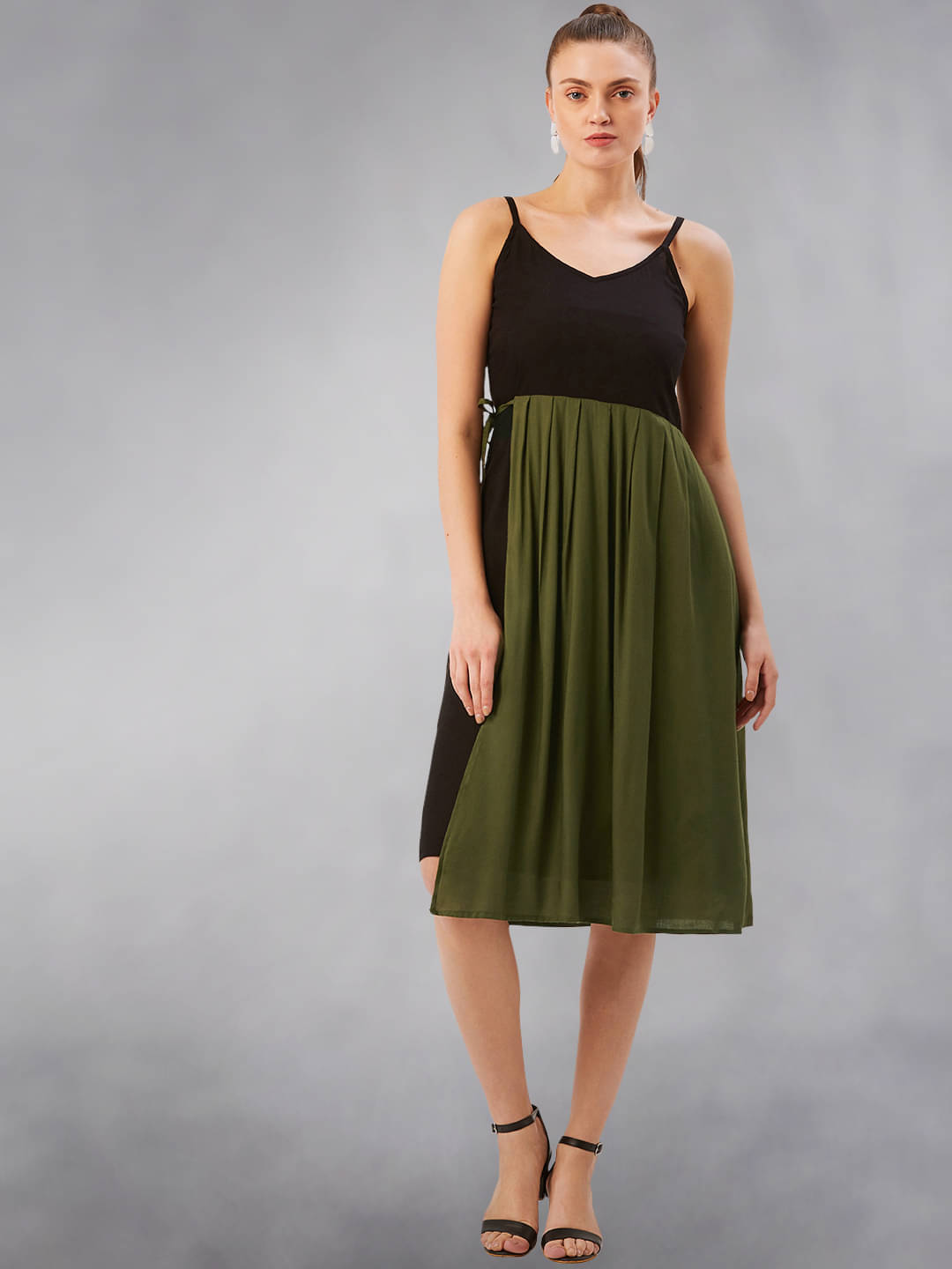 The Dry State Women Rayon Fit & Flare Dress ( Green ) The Dry State Women Rayon Fit & Flare Dress ( Green )