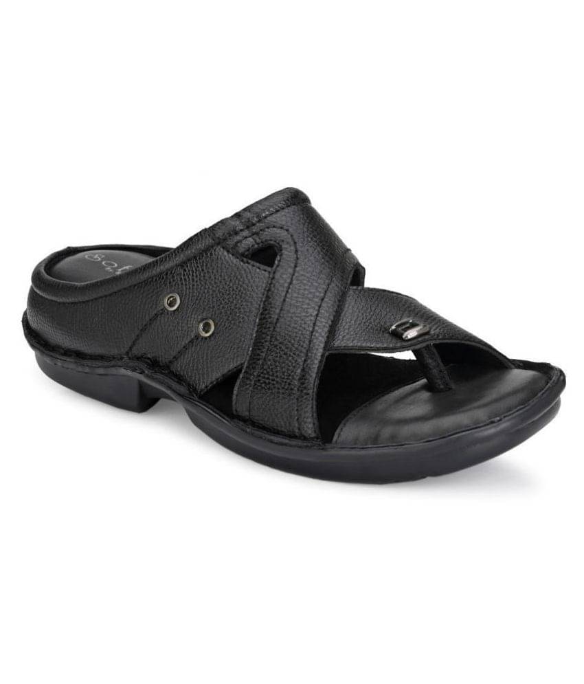     			softio - Black Synthetic Leather Slipper