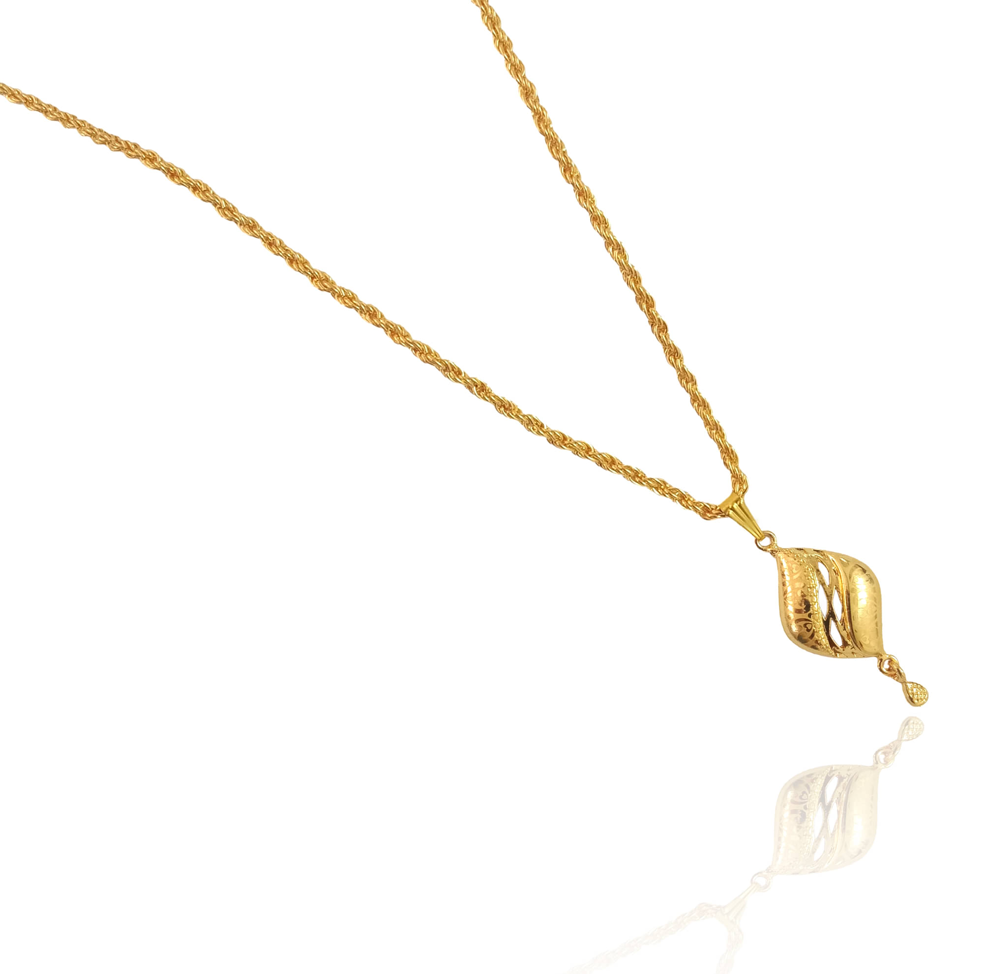     			SHANKH-KRIVA GOLD PLATED PENDANT AND CHAIN FOR GIRL or women-100380