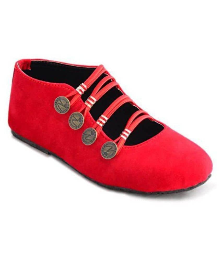 Apratim Red Ethnic Footwear - Ethnic Shoes | Buy online on ZillyBuy