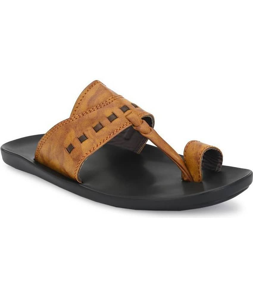 Leeport Brown Kolhapuri Chappal - Ethnic Shoes | Buy online on ZillyBuy