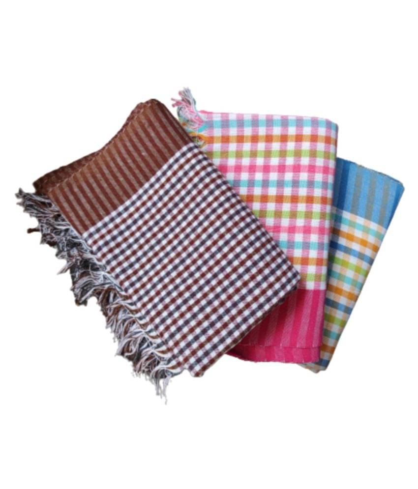     			KAKUMANU - Multicolor Cotton Checks Bath Towel (Pack of 3)