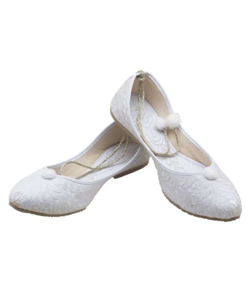 Raj White Ethnic Footwear - Ethnic Shoes | Buy online on ZillyBuy