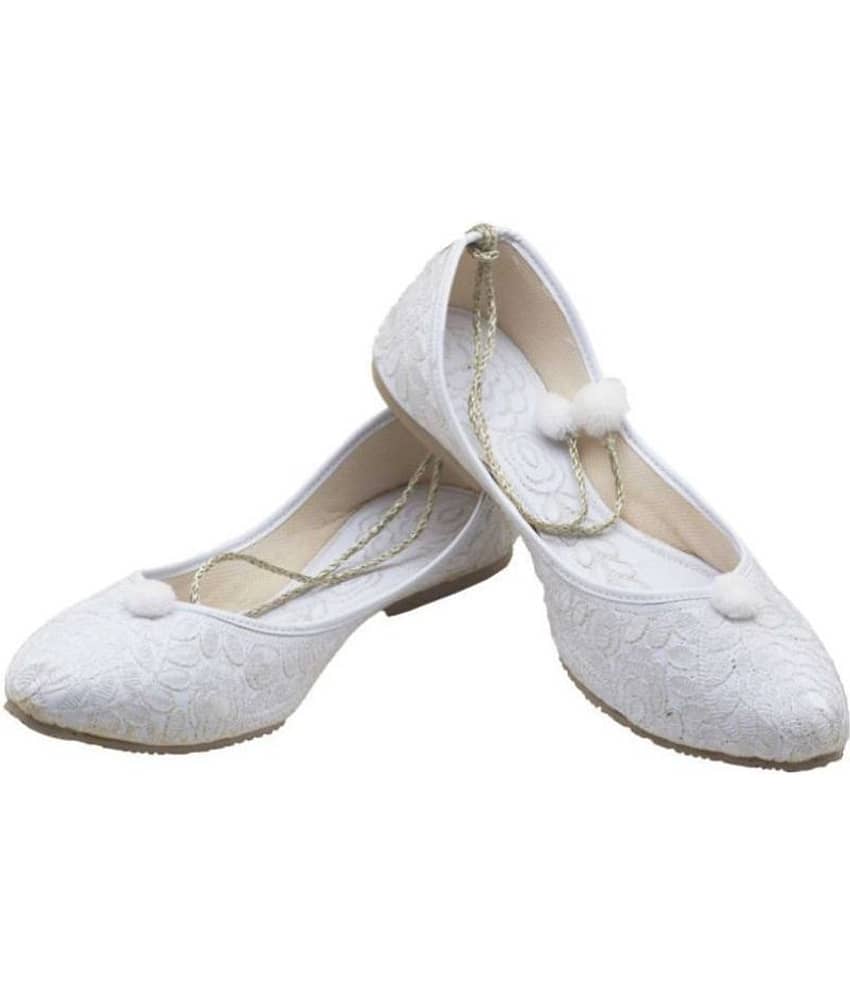 Raj White Ethnic Footwear - Ethnic Shoes | Buy online on ZillyBuy