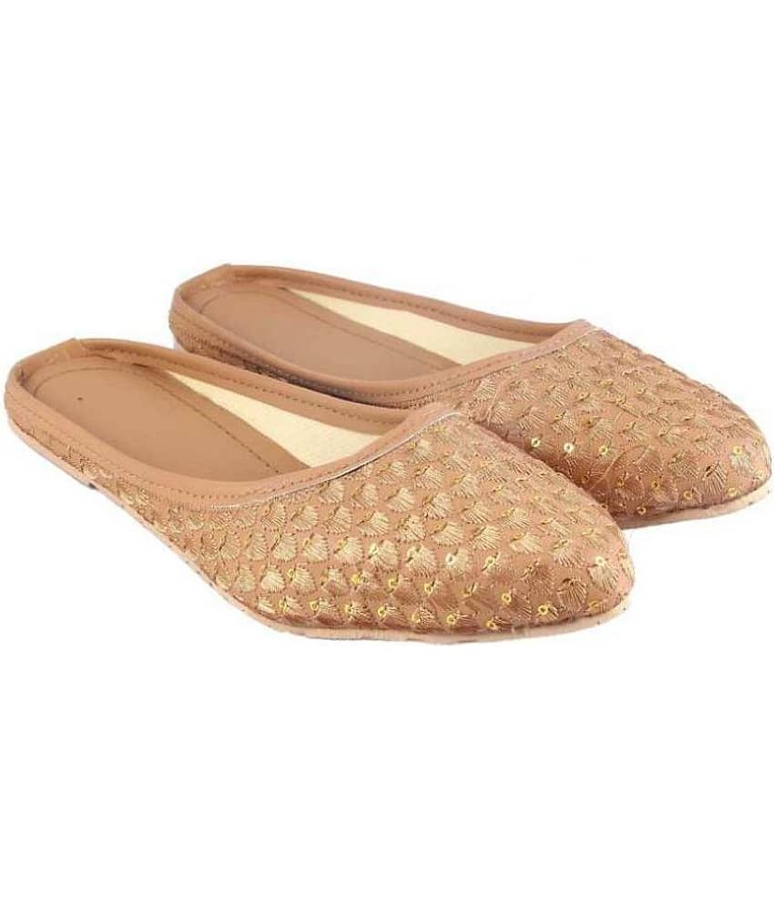 Apratim Gold Ethnic Footwear - Ethnic Shoes | Buy online on ZillyBuy