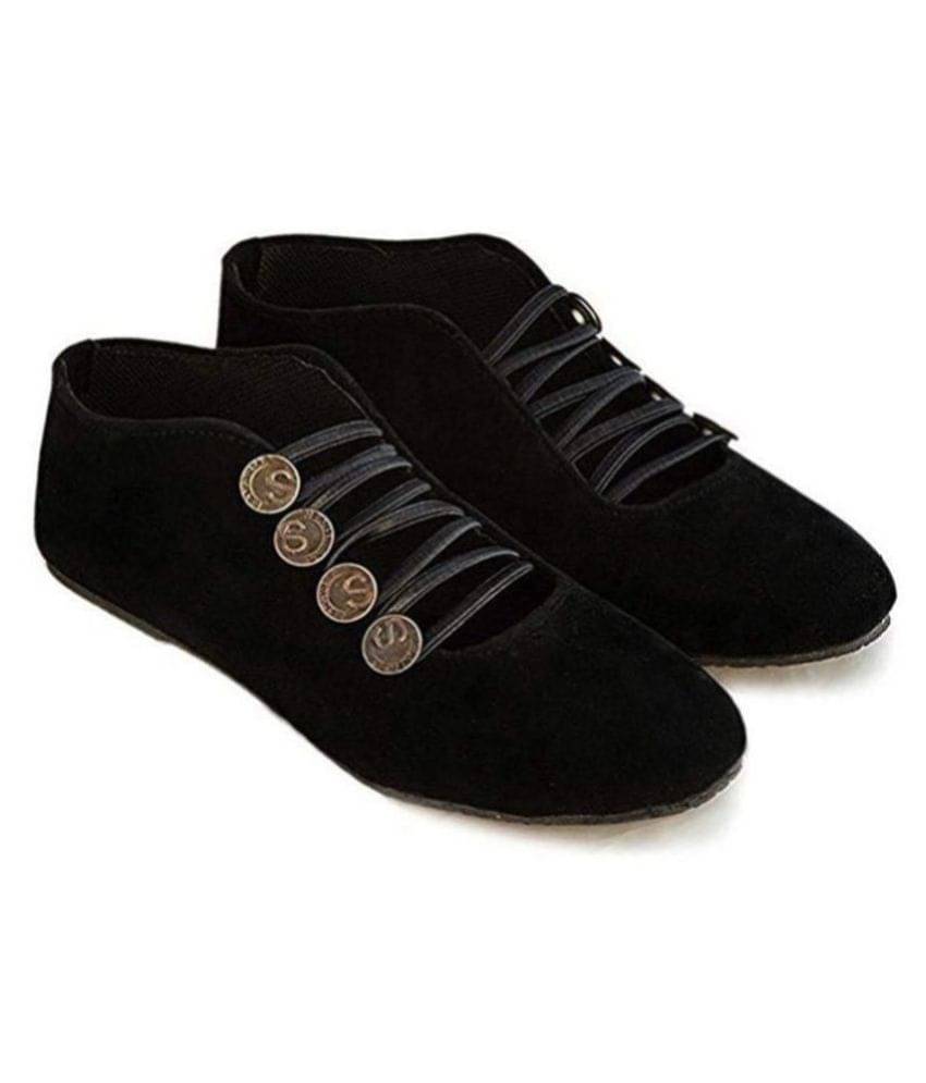     			Apratim Black Ethnic Footwear