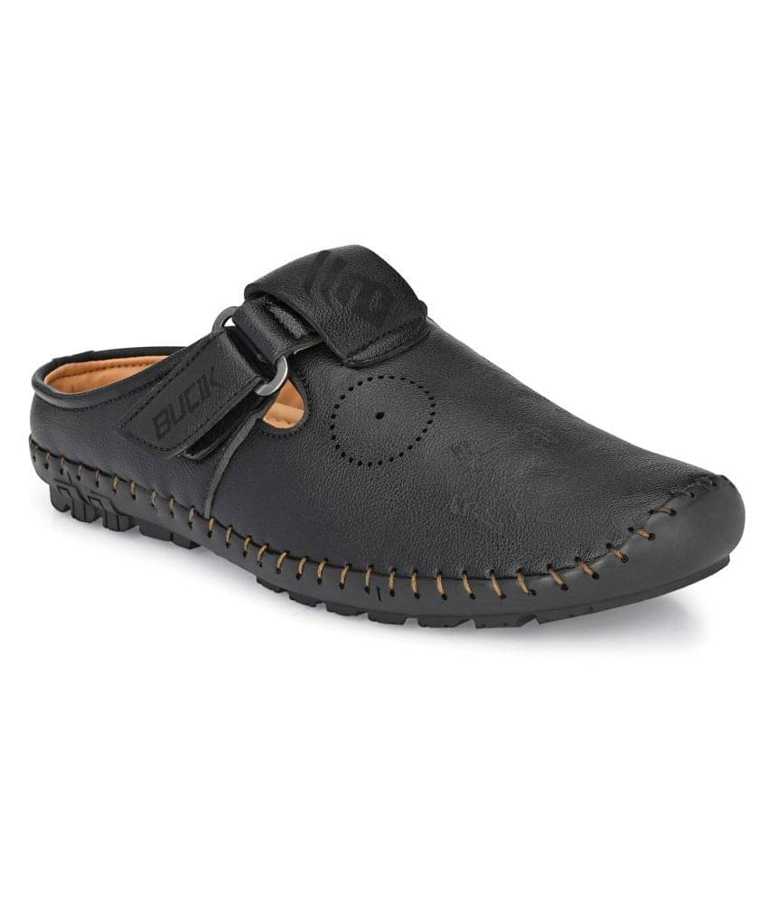     			Bucik Black Synthetic Leather Sandals