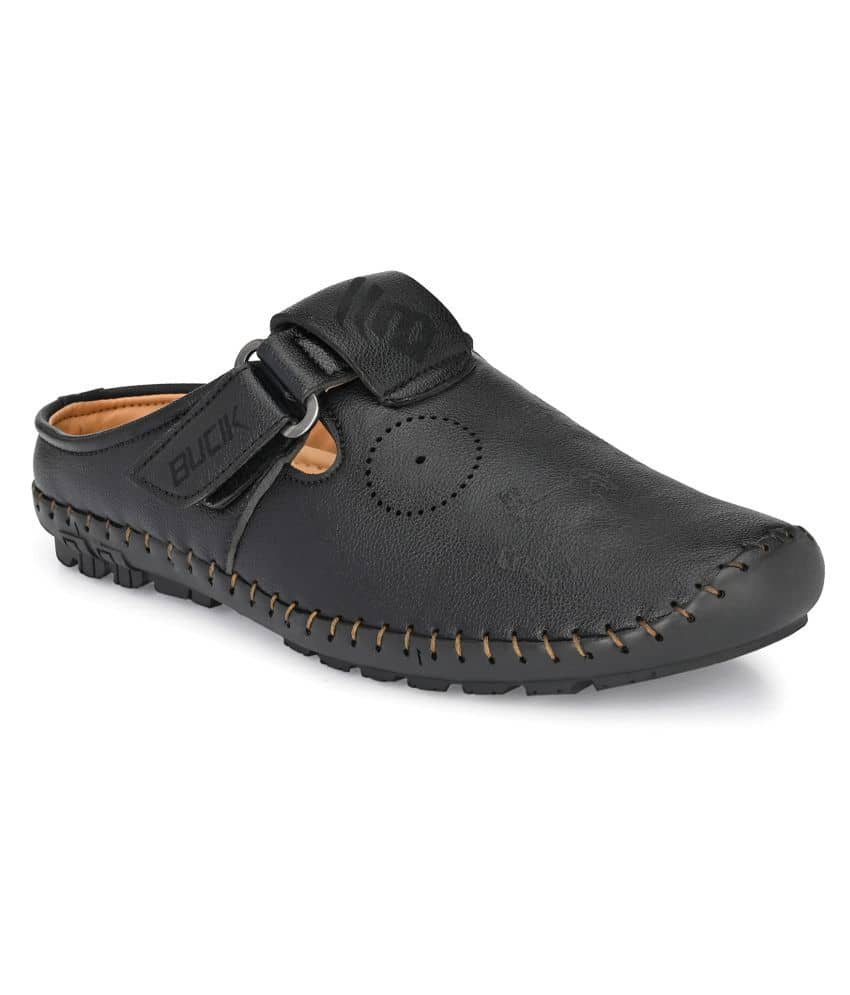 Bucik Tan Synthetic Leather Sandals