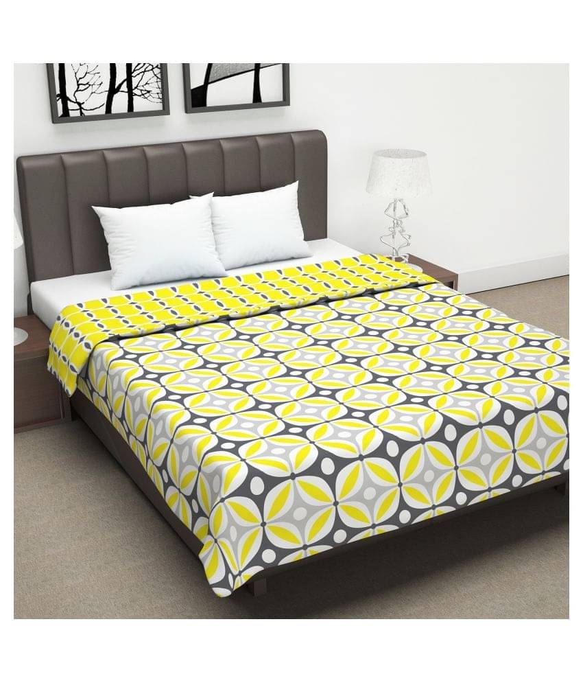     			DIVINE CASA Double Polyester Yellow Polka Dohar