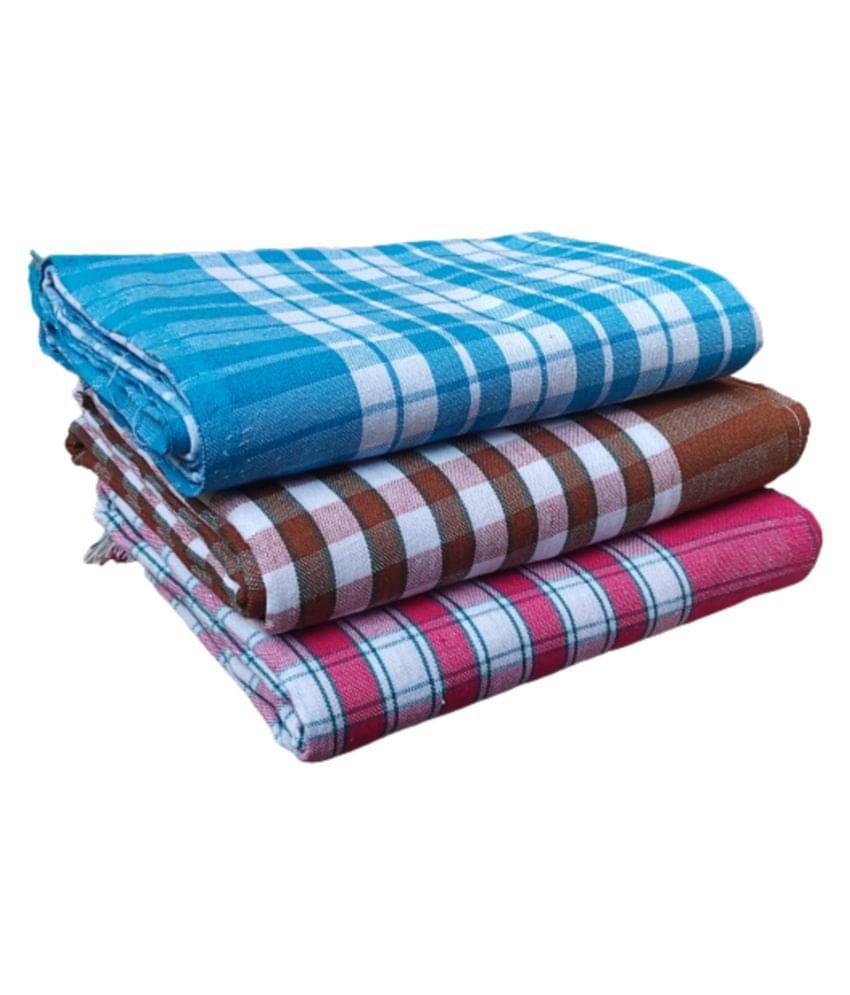 KAKUMANU - Multicolor Cotton Checks Bath Towel (Pack of 3) KAKUMANU - Multicolor Cotton Checks Bath Towel (Pack of 3)