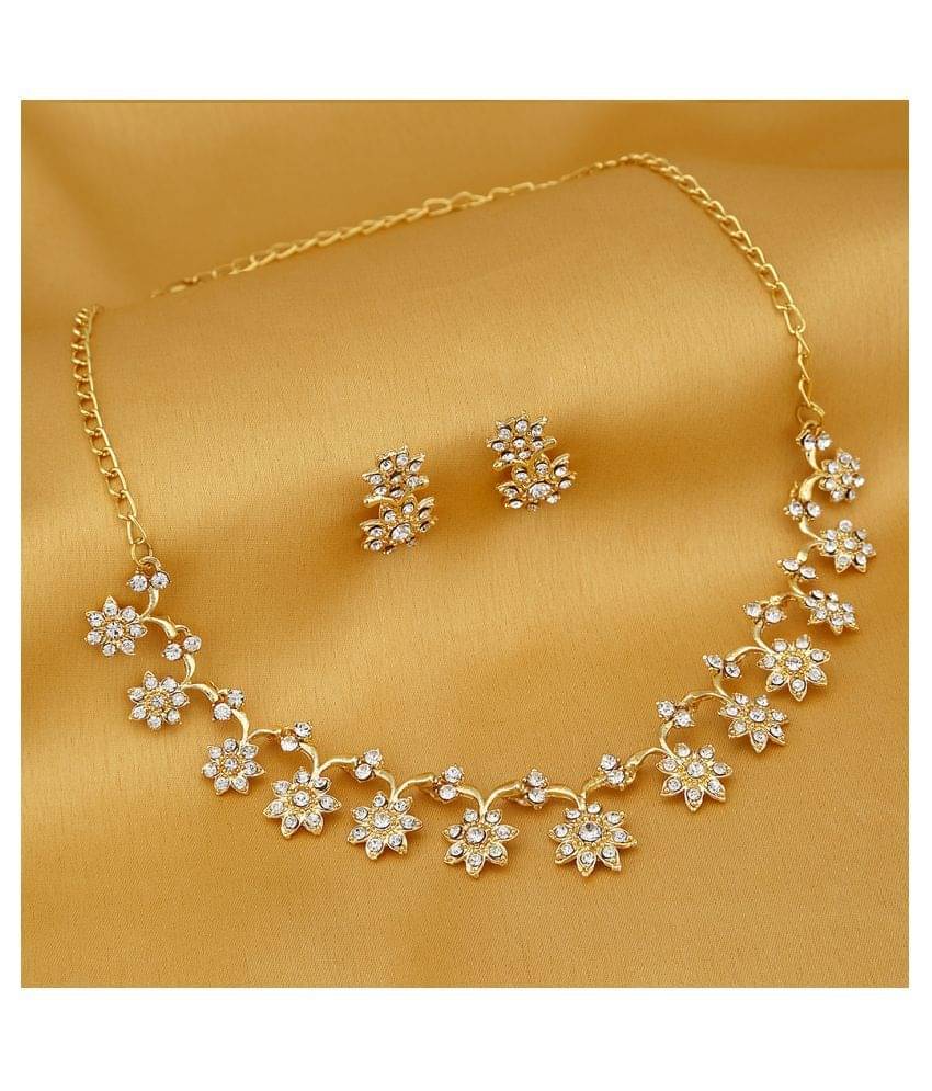     			Sukkhi Alloy Golden Traditional Necklaces Set Collar