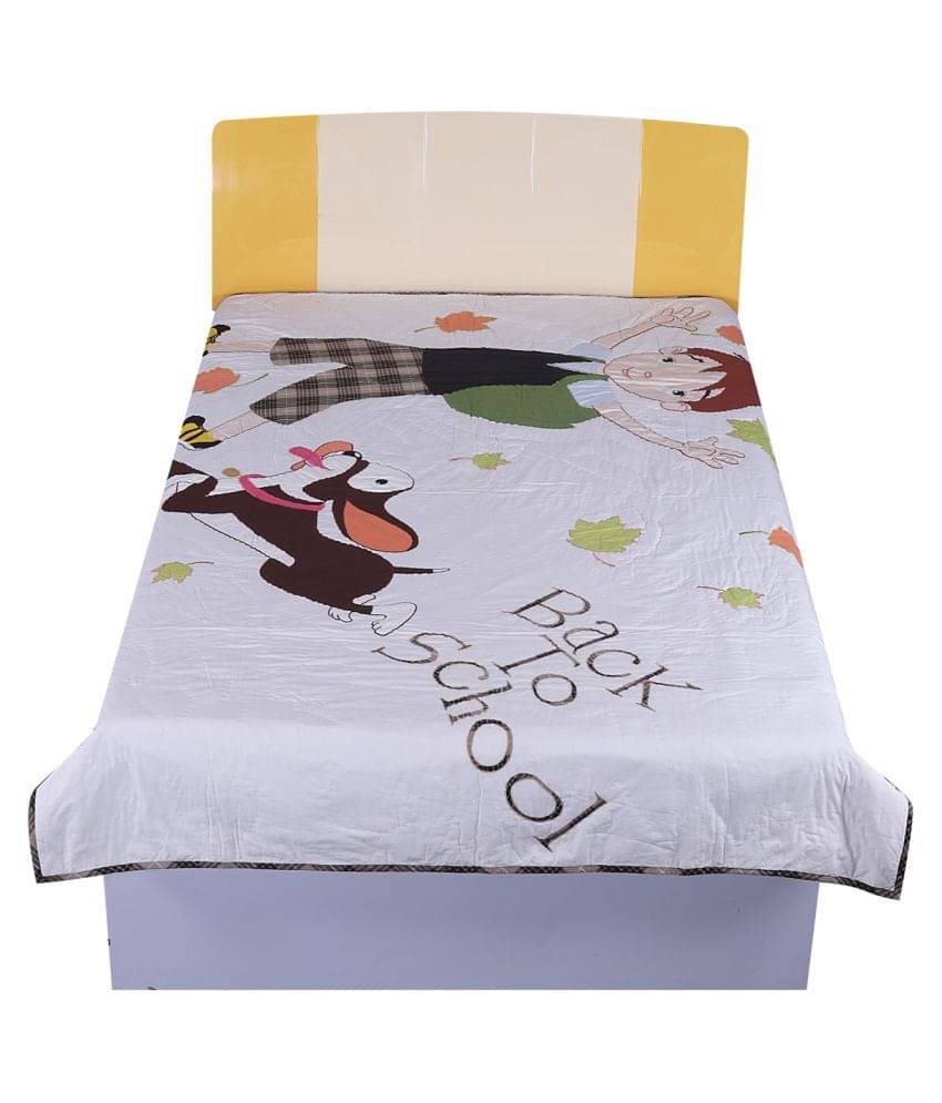 Hugs'n'Rugs Single Cotton Multi Embroidery Comforter Hugs'n'Rugs Single Cotton Multi Embroidery Comforter