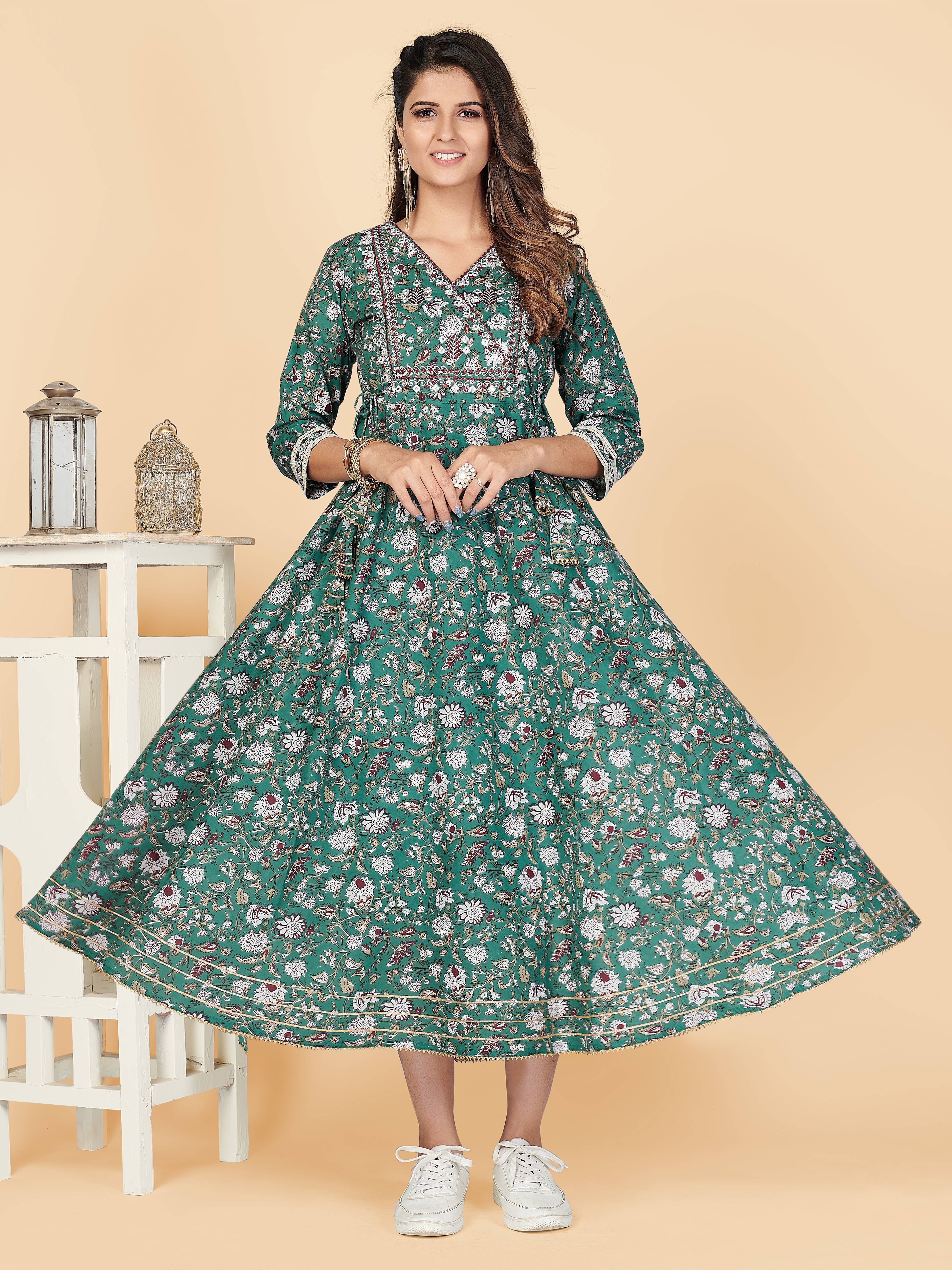     			Vbuyz Blue Cotton Anarkali Kurti - Single