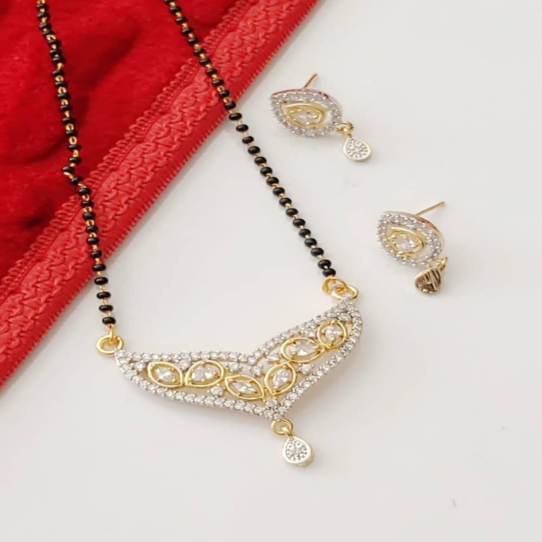     			darshini Designs Stylish mangalsutra Set for Women with matching Earrings