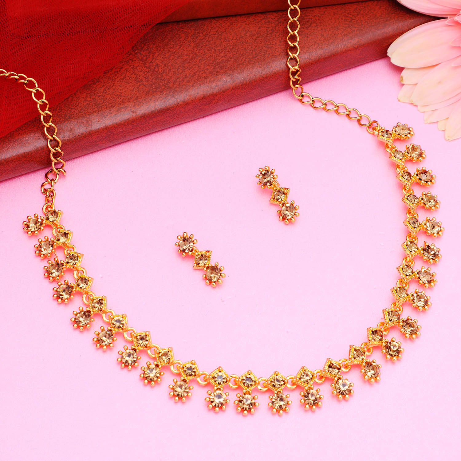     			Sukkhi Alloy Golden Traditional Necklaces Set Collar