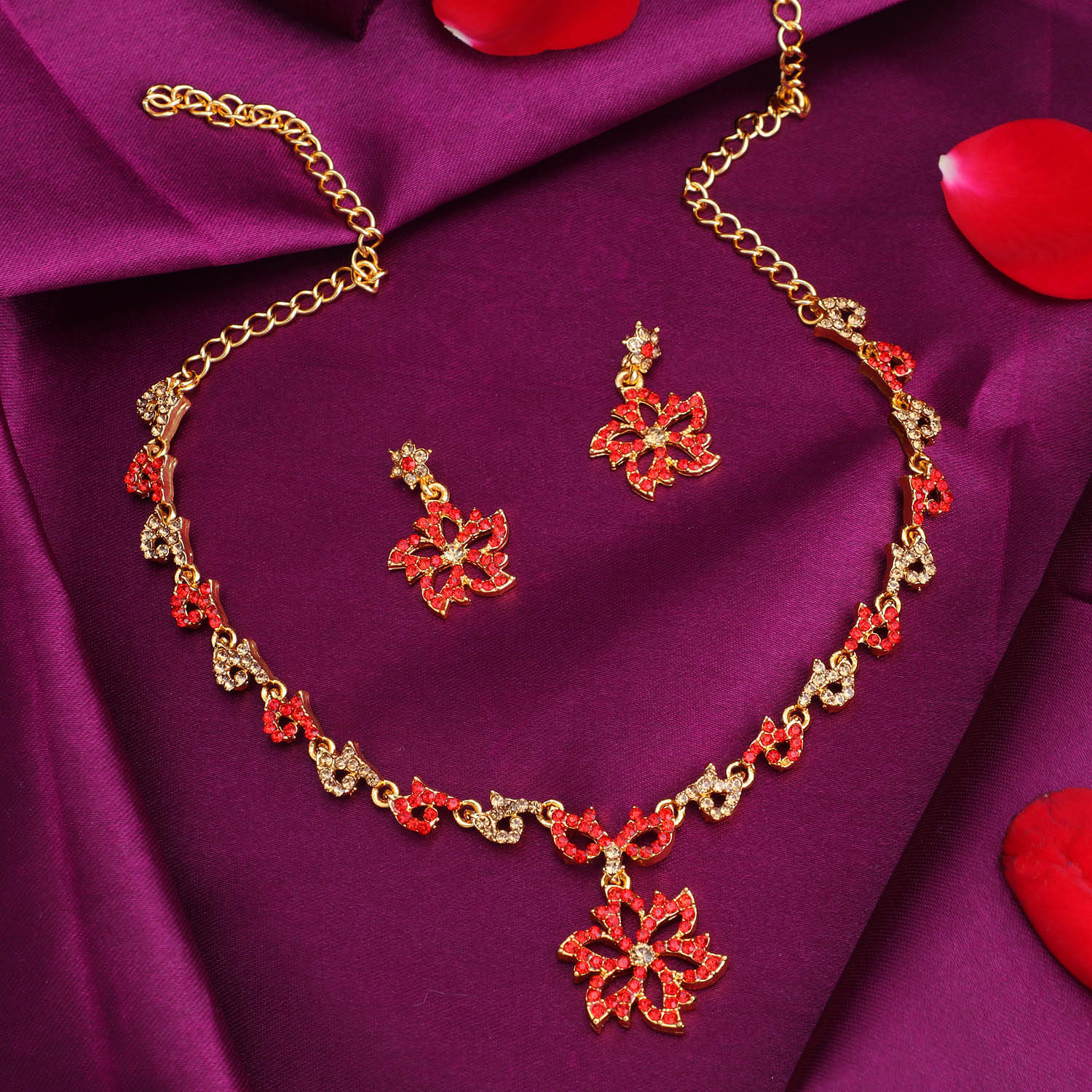     			Sukkhi Alloy Red Traditional Necklaces Set Collar