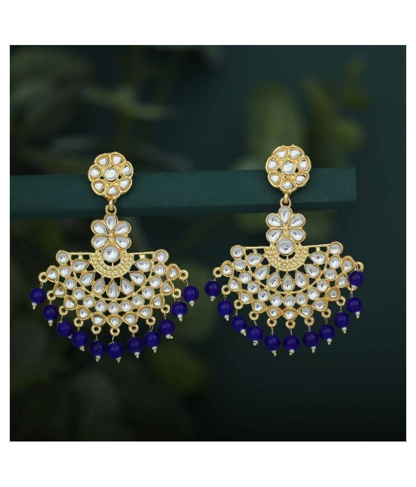     			Sukkhi Delightful Gold Plated Kundan Chandbali Earring For Women