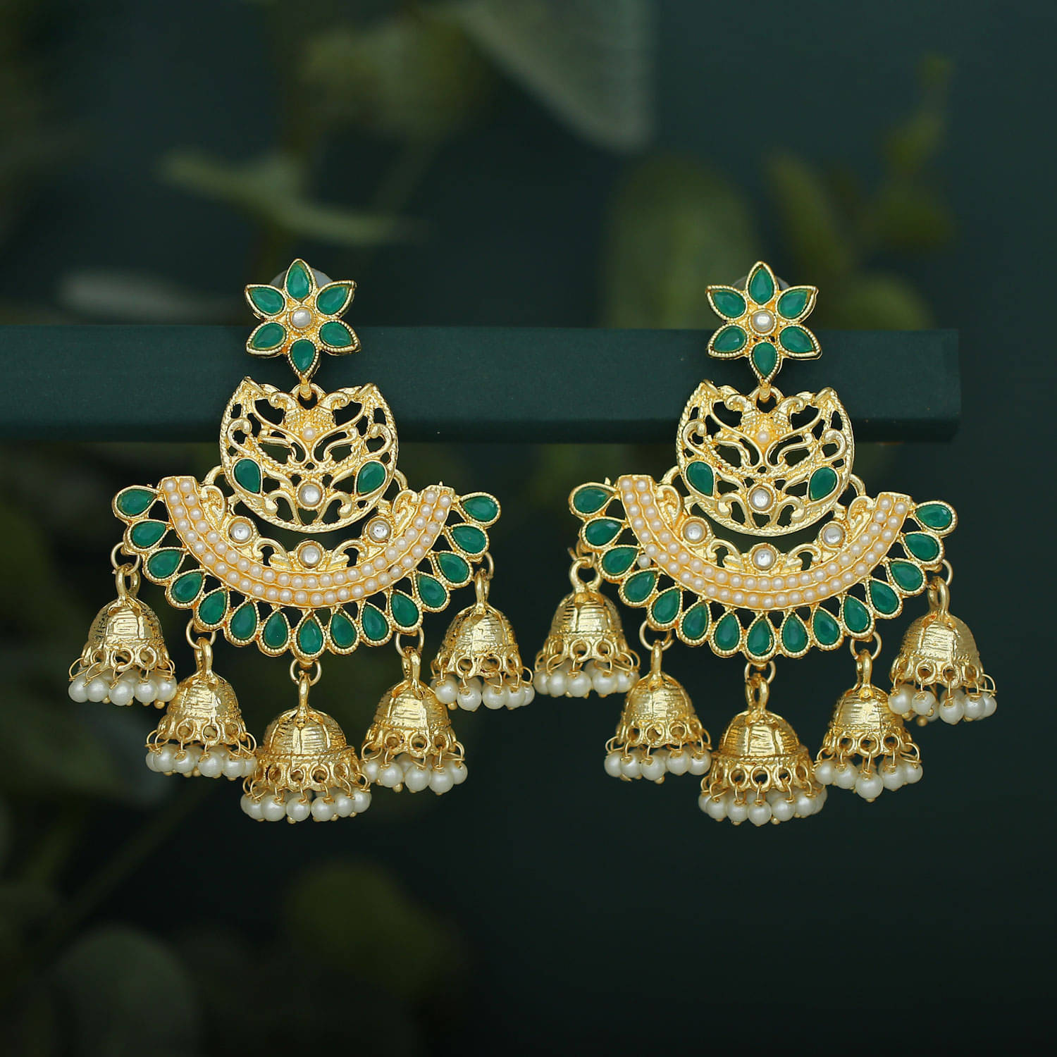     			Sukkhi Exotic Pearl Gold Plated Floral Chandbali Earring For Women