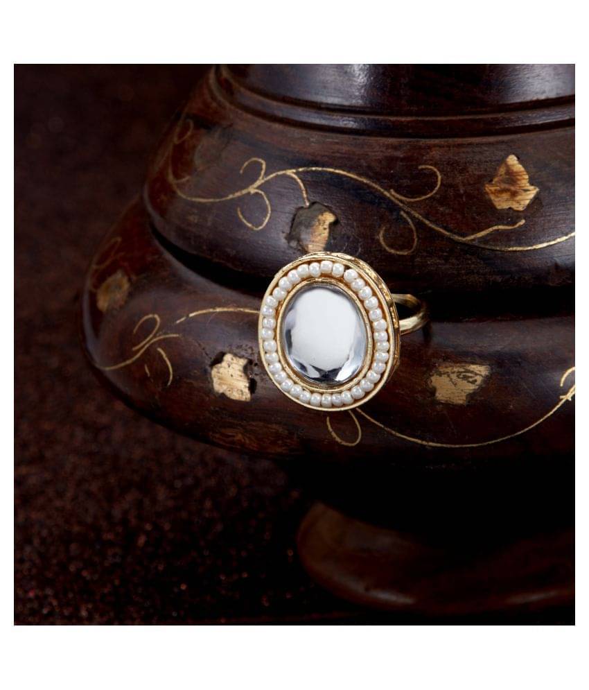     			Sukkhi Cluster Kundan Gold Plated Pearl Ring for Women