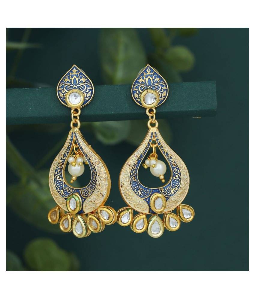     			Sukkhi Ravishing Pearl Gold Plated Mint Collection Kundan Chandelier Earring for Women