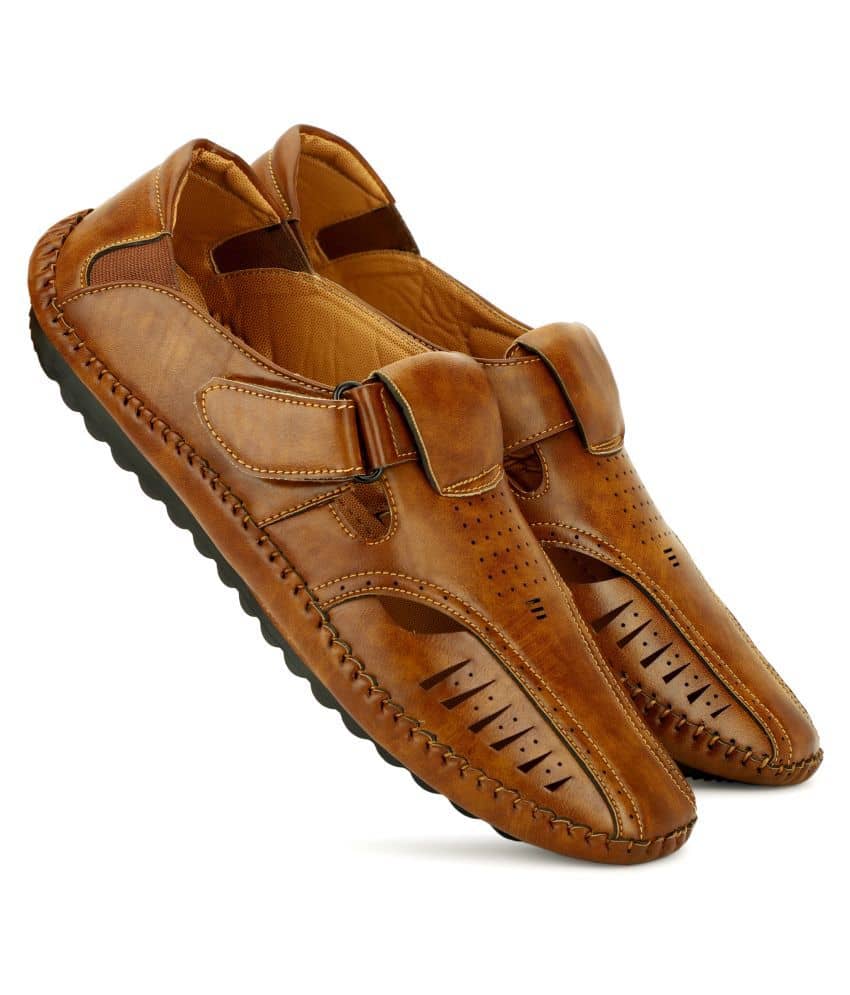 Buxton - Tan  Men's Sandals