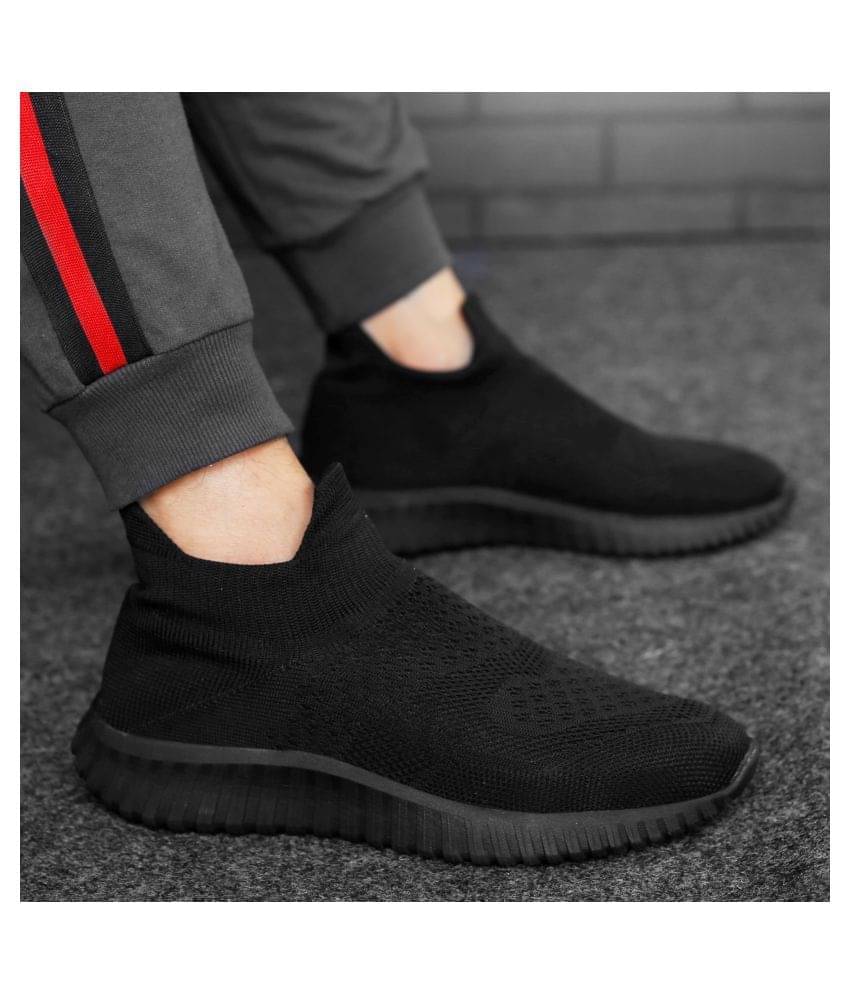     			BXXY Sports Running Black Men's Slip-on Shoes
