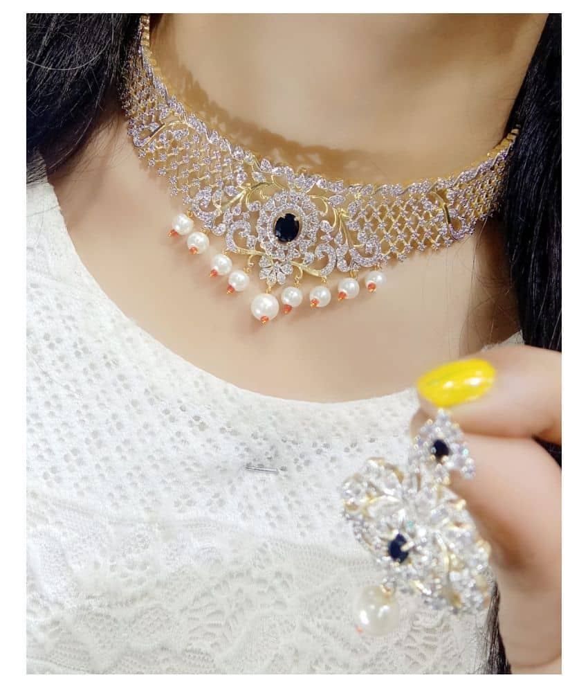 Ladymania Alloy Black Contemporary/Fashion Necklaces Set Choker