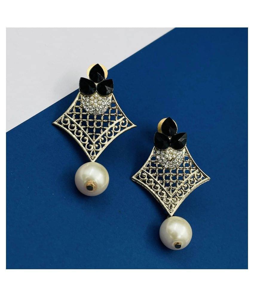     			The Jewelbox Black Copper Geometrics Stud Earrings