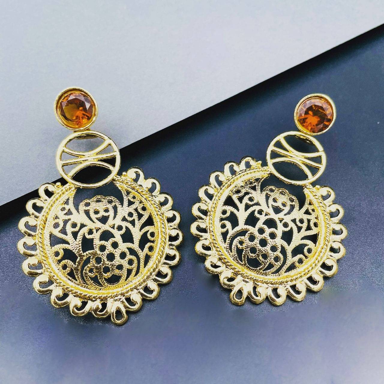 The Jewelbox Large Statement Filigree Chaand Bali Golden 18K Gold Plated Jhumki Earring For Girls Women The Jewelbox Large Statement Filigree Chaand Bali Golden 18K Gold Plated Jhumki Earring For Girls Women