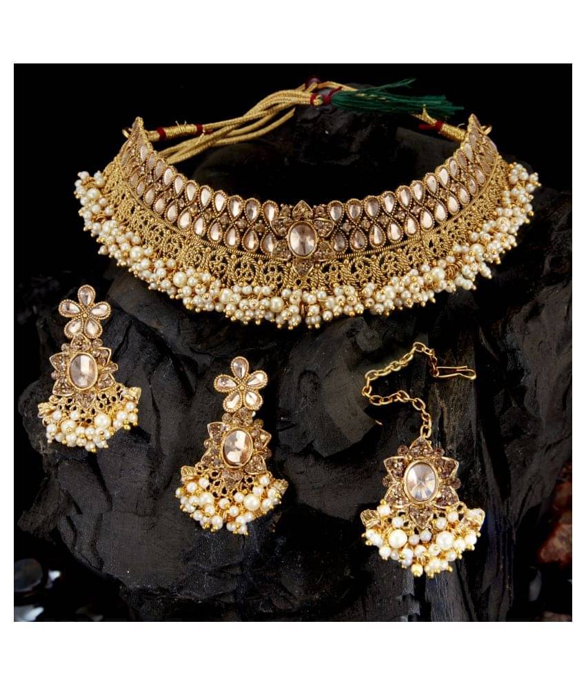     			Sukkhi Alloy Golden Traditional Necklaces Set Choker