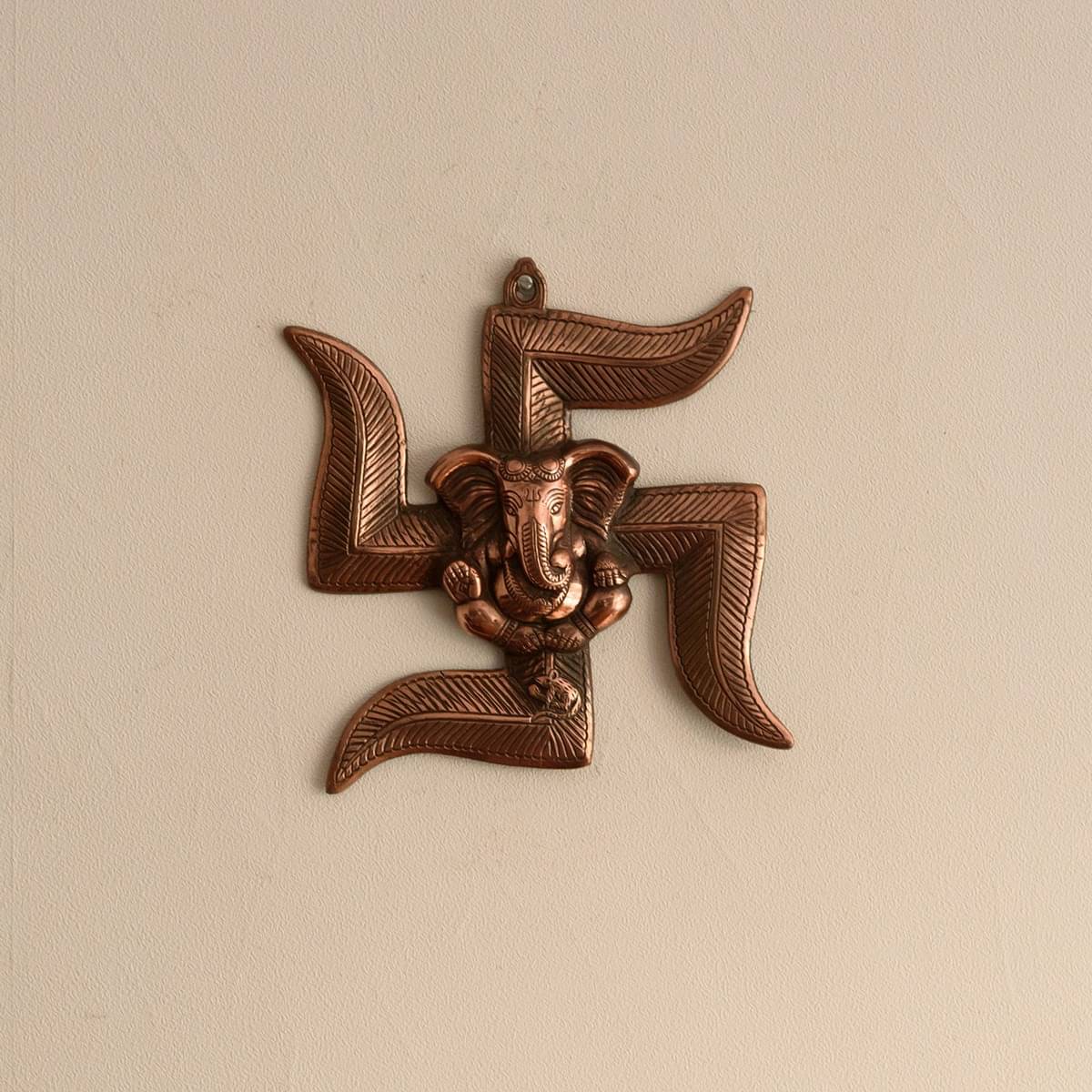 eCraftIndia Brown Mix Metal Figurines - Pack of 1 eCraftIndia Brown Mix Metal Figurines - Pack of 1