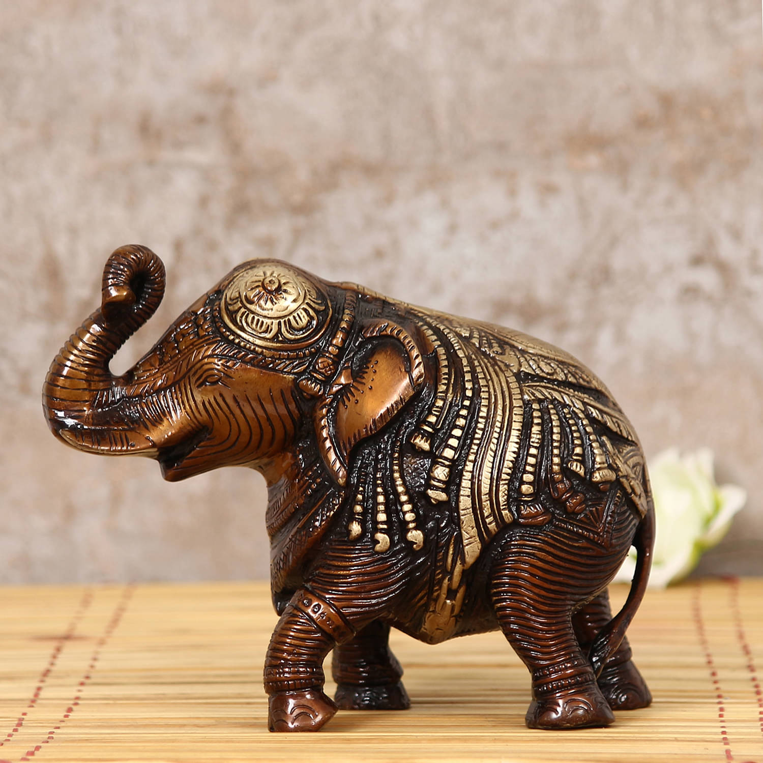 eCraftIndia Brown & Gold-Toned Handcrafted Antique Finish Elephant Figurine Decorative Showpiece eCraftIndia Brown & Gold-Toned Handcrafted Antique Finish Elephant Figurine Decorative Showpiece
