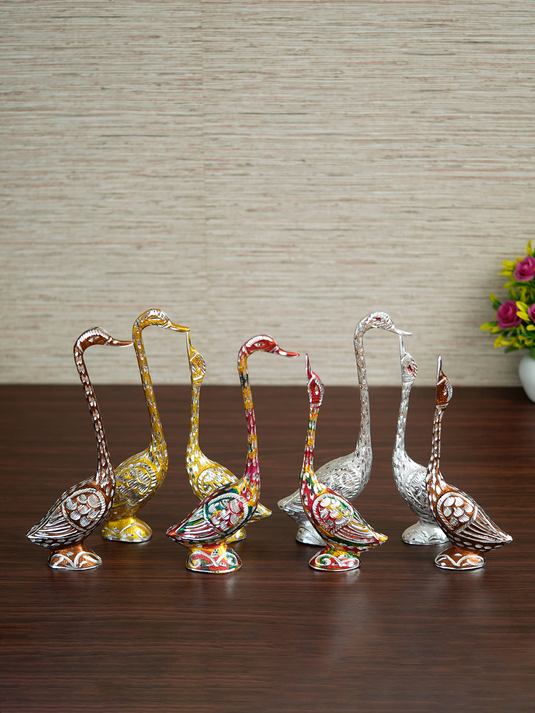     			eCraftIndia Set of 8 Multicolored Kissing Swan Couple Handcrafted Figurine Showpieces