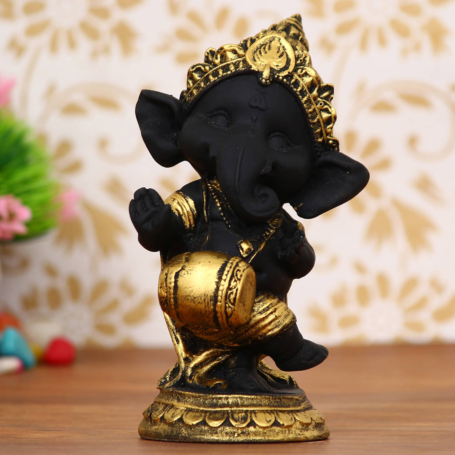     			eCraftIndia Black & Gold-Toned Lord Ganesha Dancing Avatar Decorative Showpiece