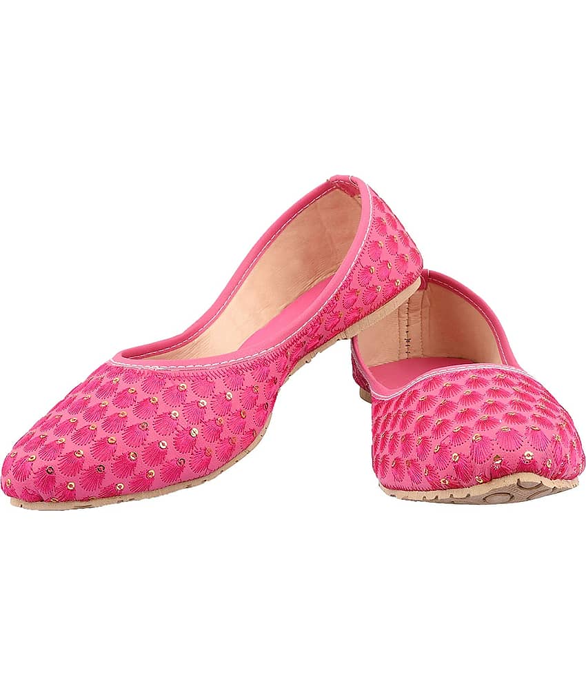 Raj Pink Ethnic Footwear - Ethnic Shoes | Buy online on ZillyBuy