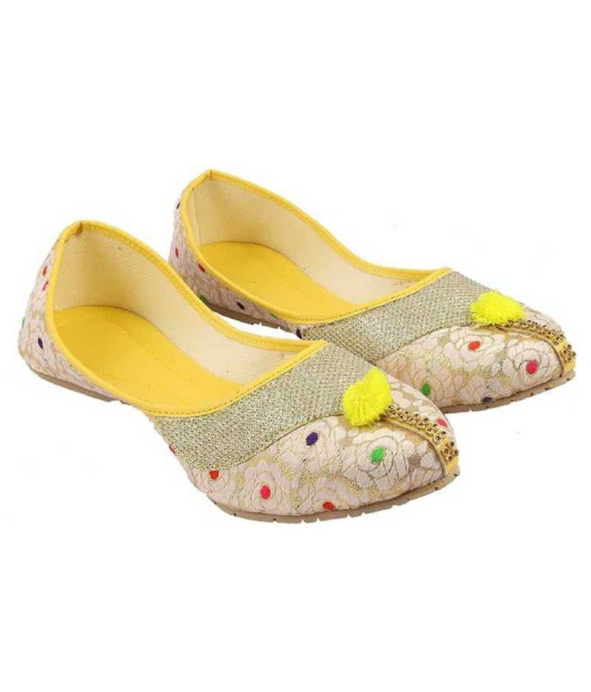 Raj Yellow Ethnic Footwear - Ethnic Shoes | Buy online on ZillyBuy