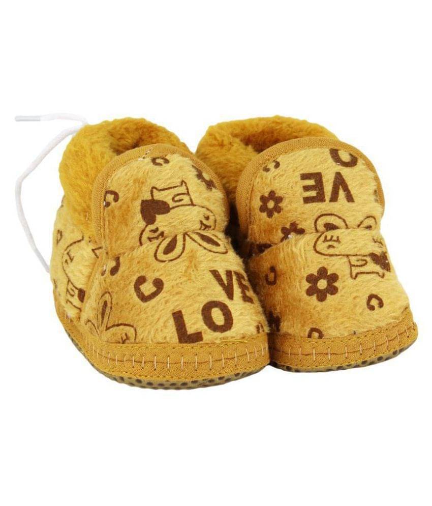     			Neska Moda Baby Boys And Baby Girls Soft Brown Cotton Fur Booties For 0 To 12 Months BT361
