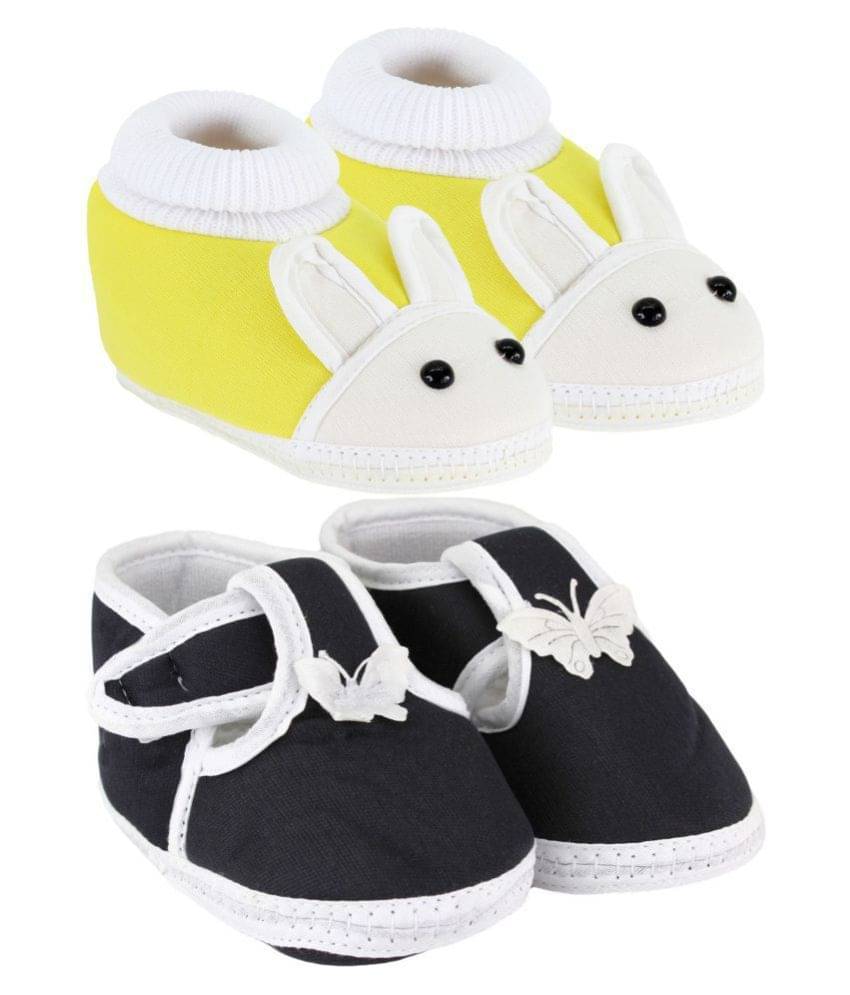     			Neska Moda Pack Of 2 Baby Boys & Girls Yellow And Black Cotton Booties For 0 To 12 Months