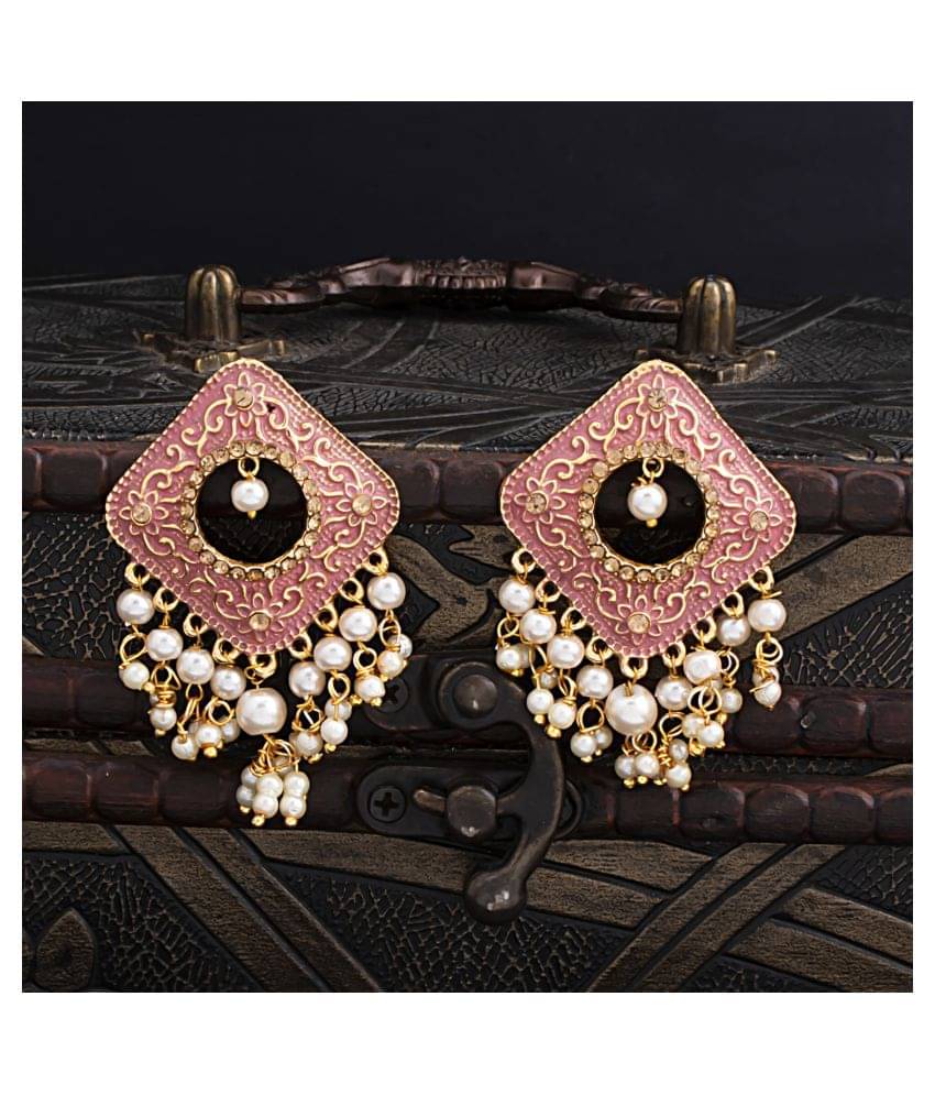     			Sukkhi - Golden Drop Earrings ( Pack of 1 )