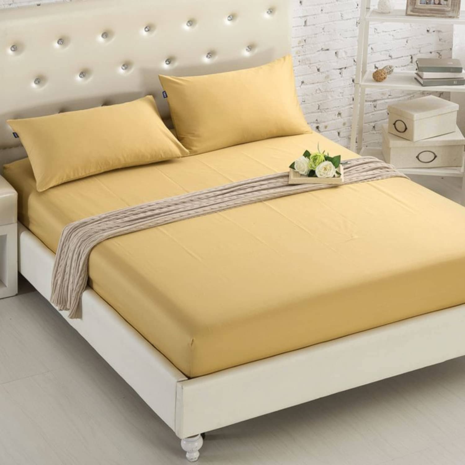 House Of Quirk Polyester Double Bedsheet with 2 Pillow Covers ( 200 cm x 150 cm )