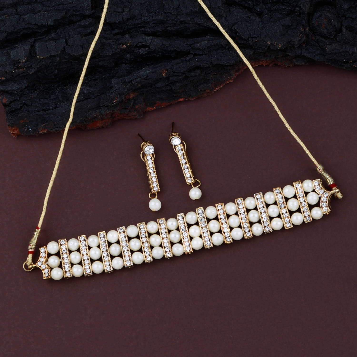     			ShreejiHuf Alloy White Traditional Necklaces Set Choker