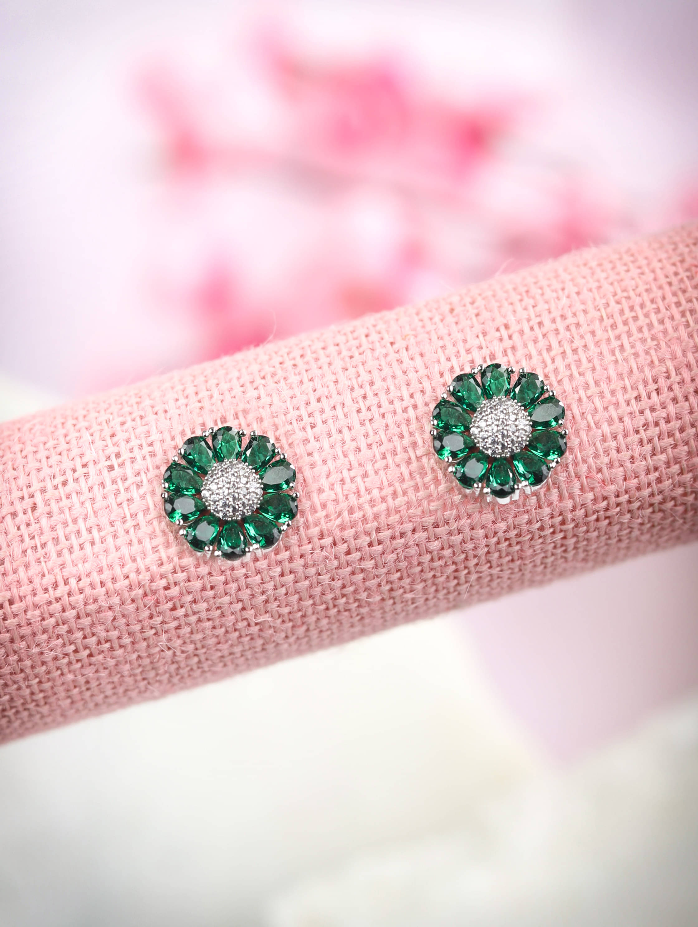     			Priyaasi Green American Diamond Cubic Zirconia Silver Plated Stud Earring