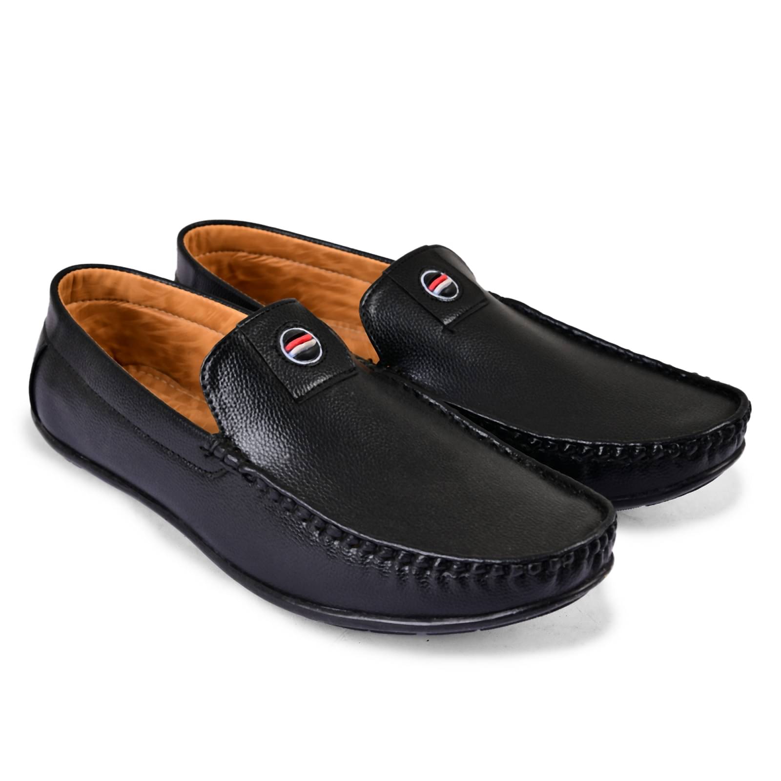     			Kwiclo Black Loafers