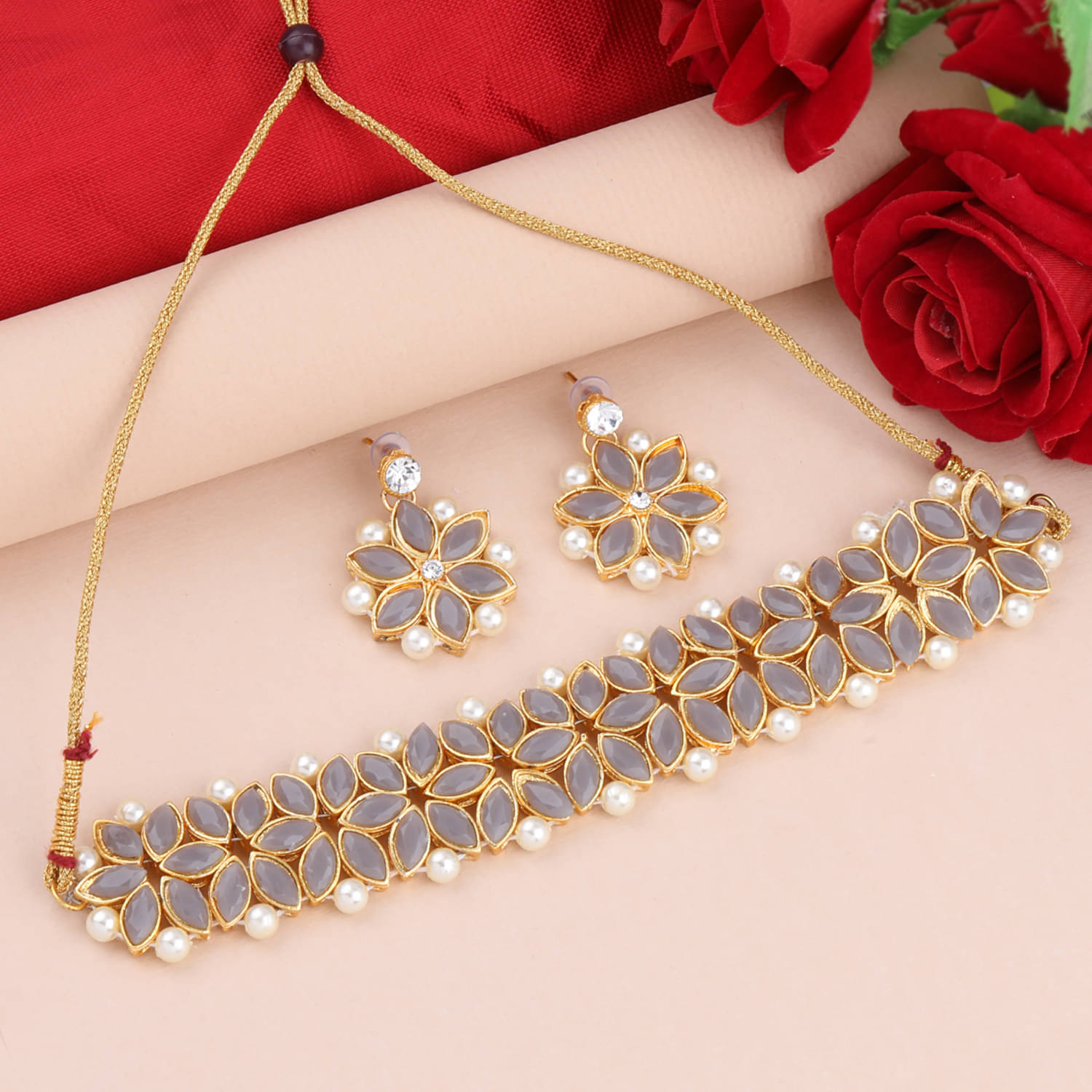     			Silver Shine Alloy Gray Contemporary/Fashion Necklaces Set Choker