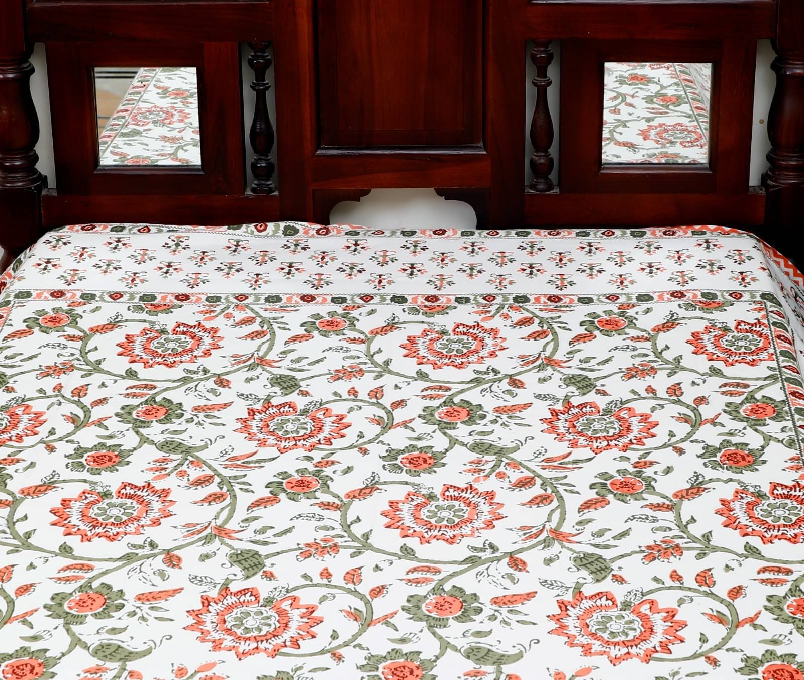 Dreamsheet Cotton 1 Single Bedsheet without Pillow cover ( Orange ) Dreamsheet Cotton 1 Single Bedsheet without Pillow cover ( Orange )