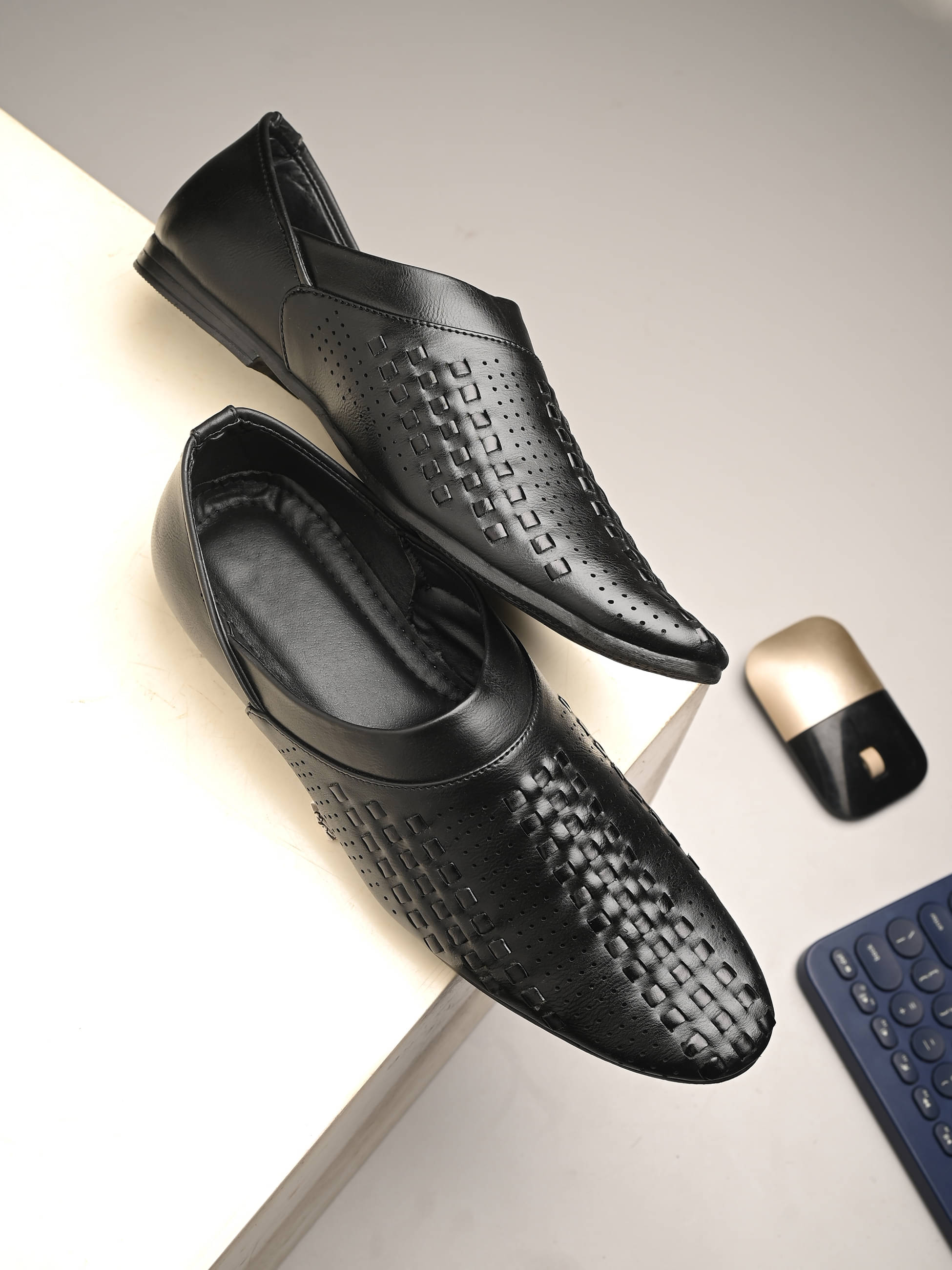     			JK Port Black Men's Mojaris