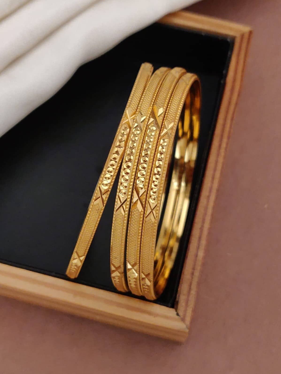 Shivay Fashion Gold Bangle Set ( Pack of 2 ) - Bangles & Bracelets | Buy online on ZillyBuy